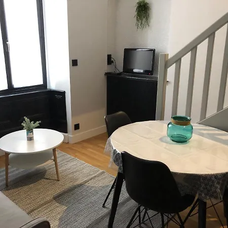 Duplex Cosy Hyper Centre